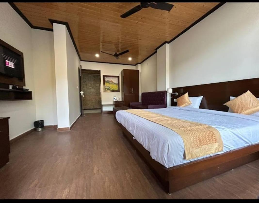 Hotel 7 Heavens Mussoorie Εξωτερικό φωτογραφία